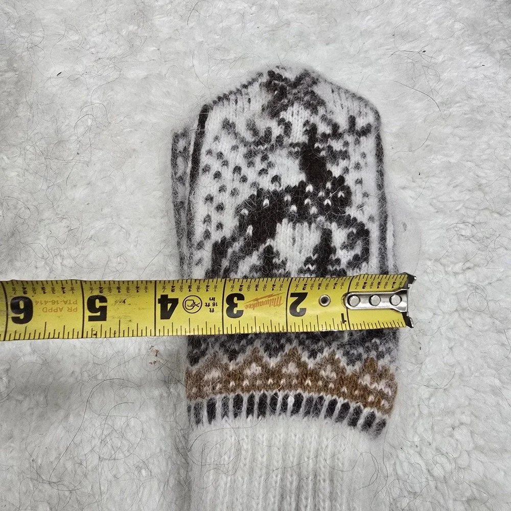 Handmade Goat Down Mittens Winter Warm Hand-Knitted Goat Hair Gloves White Brown